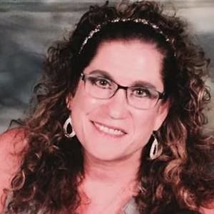 Meet your Posher, Laurie